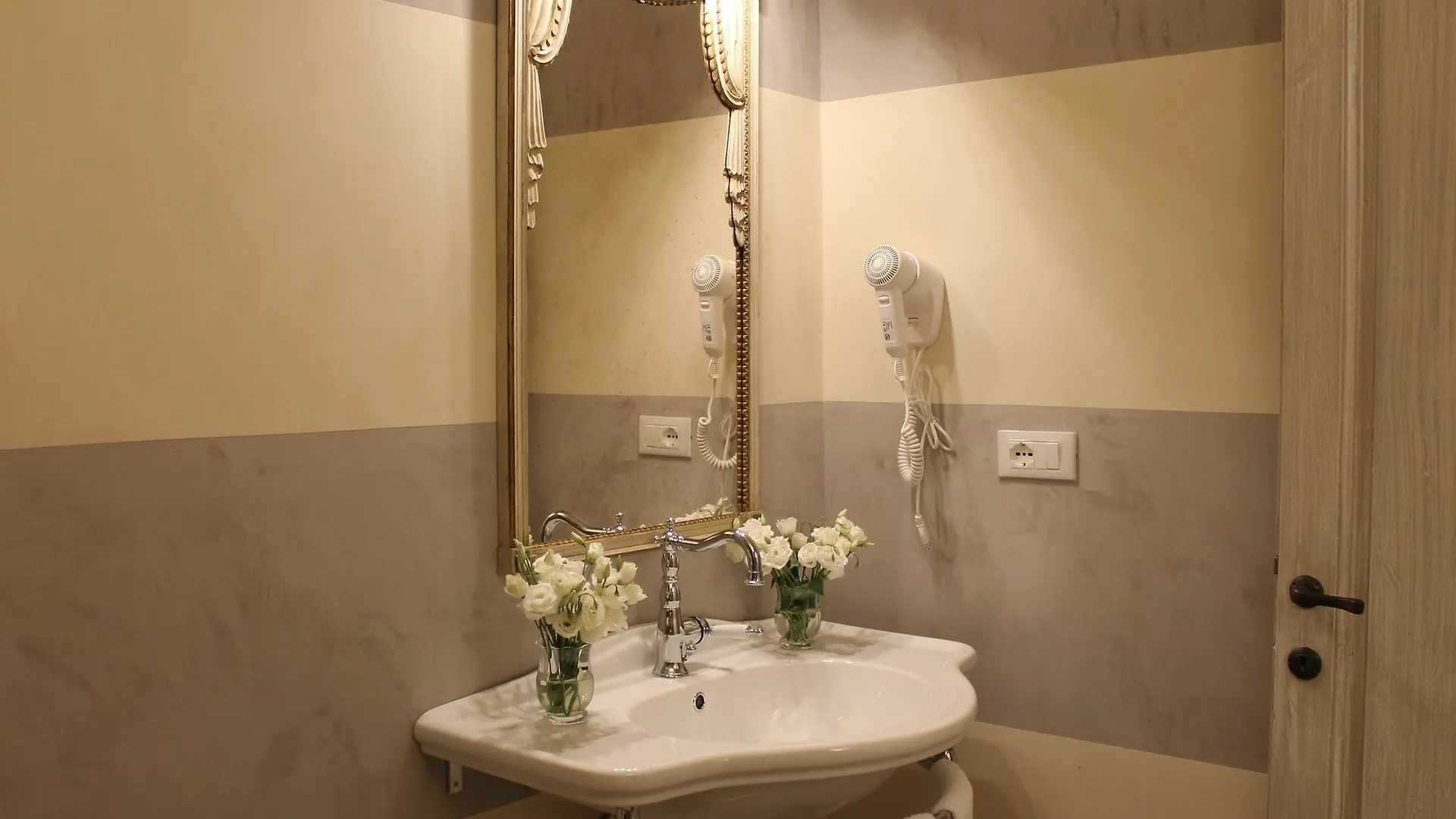 Hotell Residenza D'Epoca Corte Dei Neri Florens