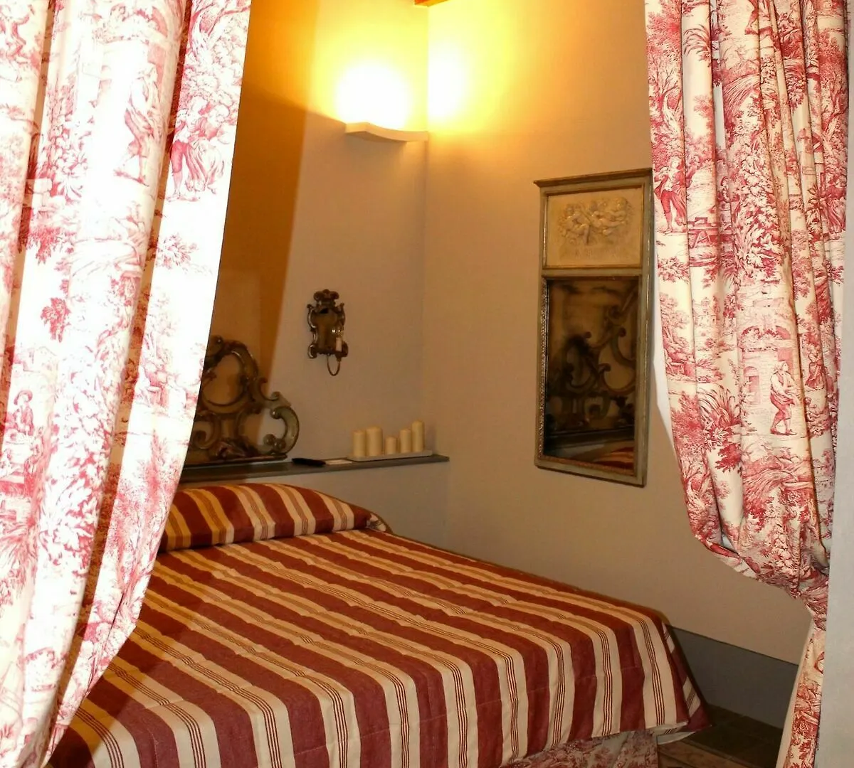 Residenza D'Epoca Corte Dei Neri Florens Hotell
